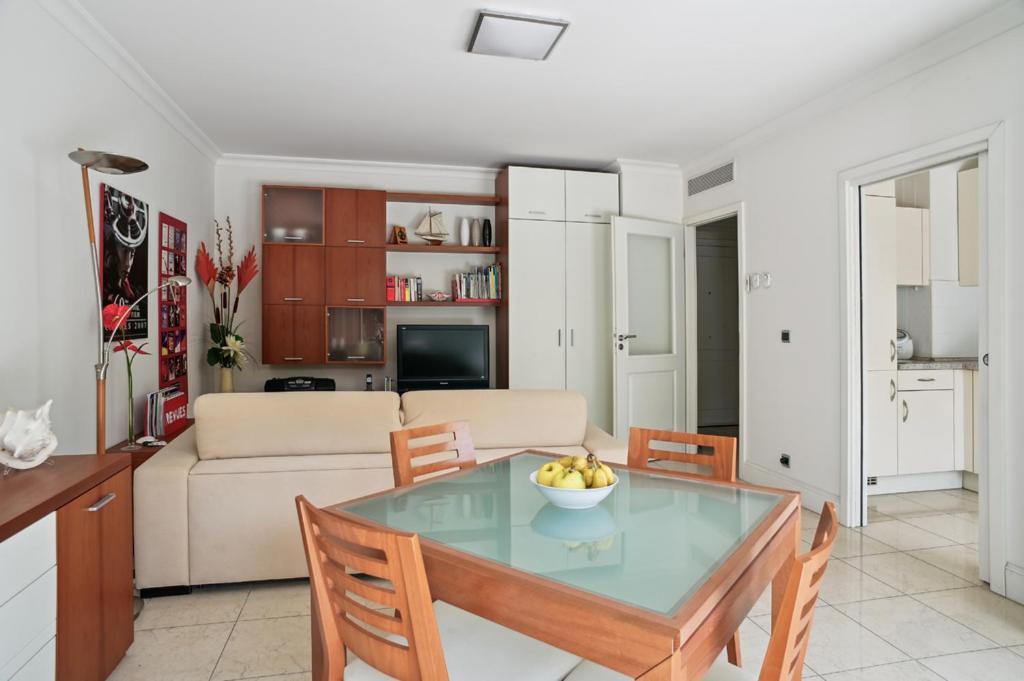 Appartamento Superbe Bord De Avec Piscine Cannes
