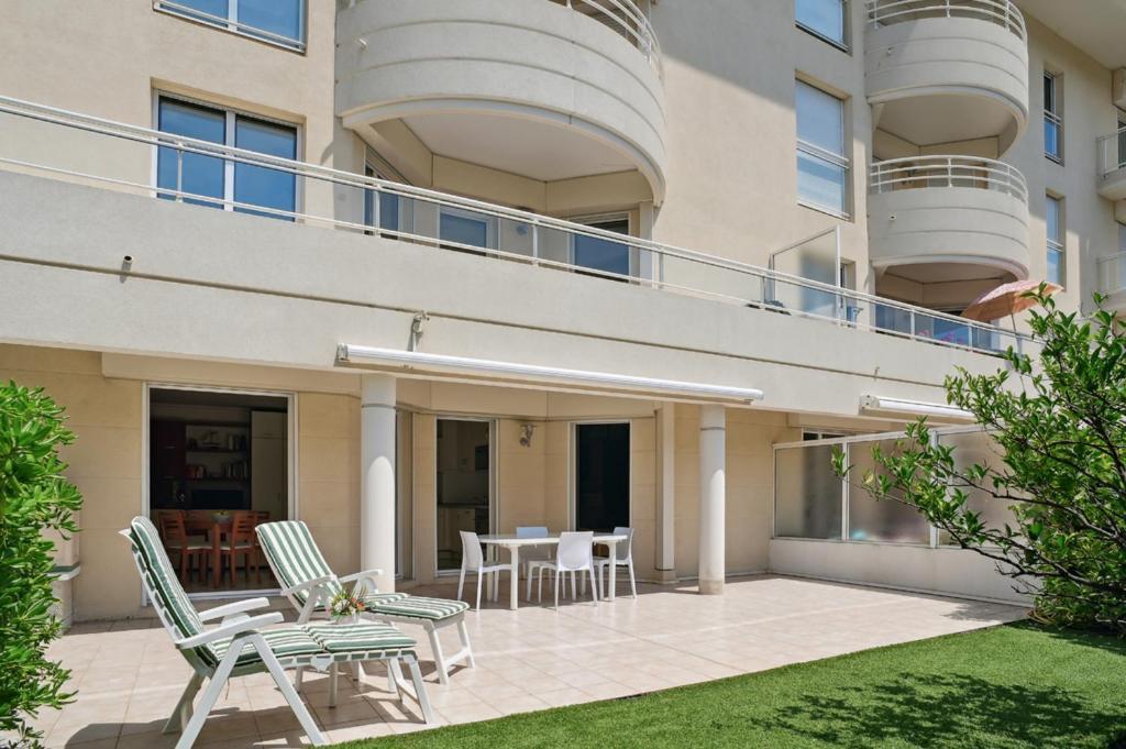 Appartamento Superbe Bord De Avec Piscine Cannes