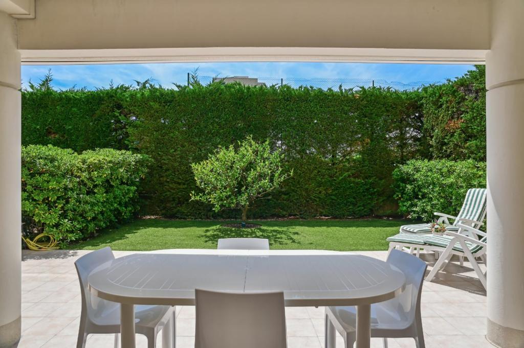 Appartamento Superbe Bord De Avec Piscine Cannes